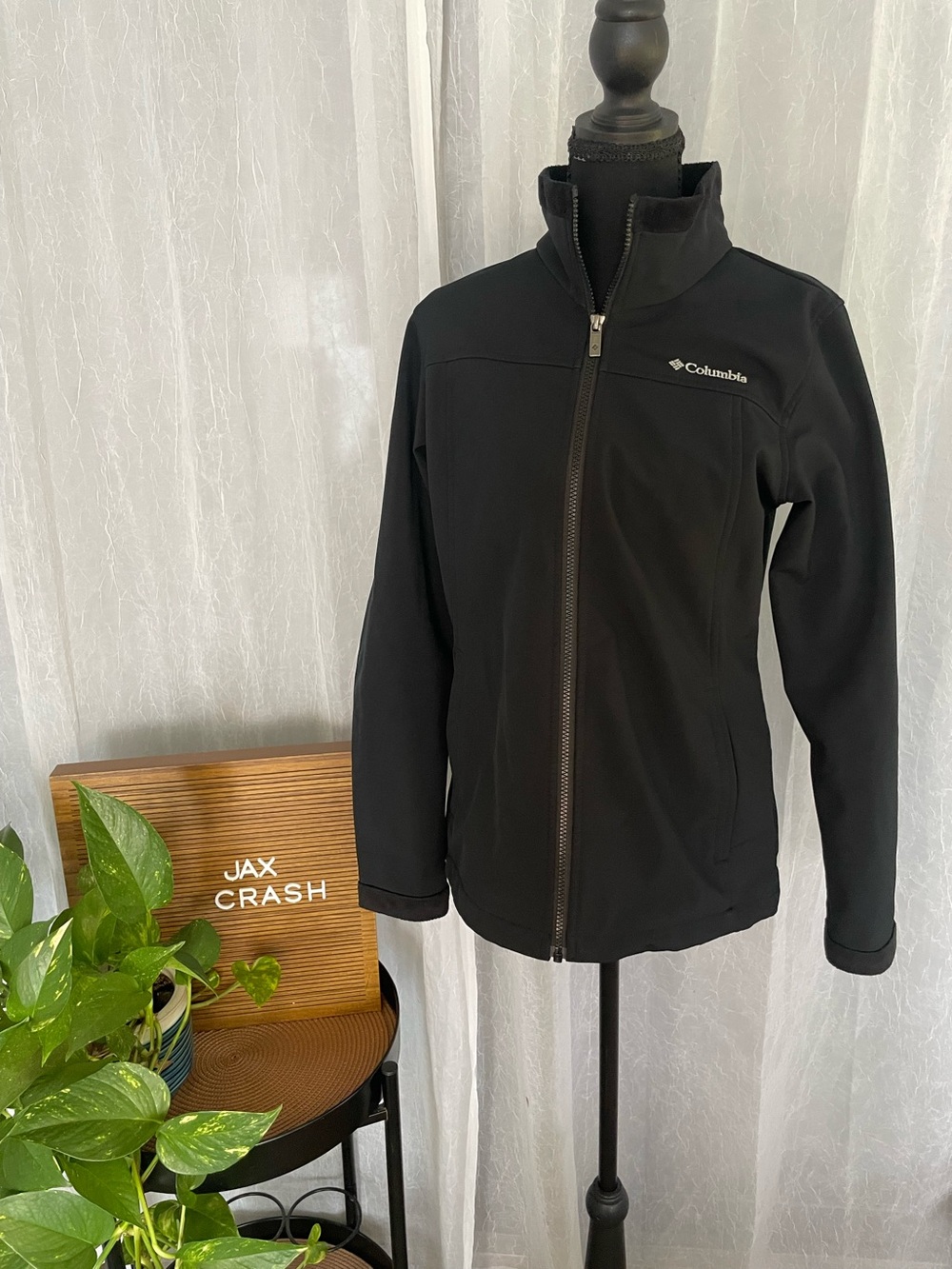 Columbia Black Full-Zip Softshell Jacket